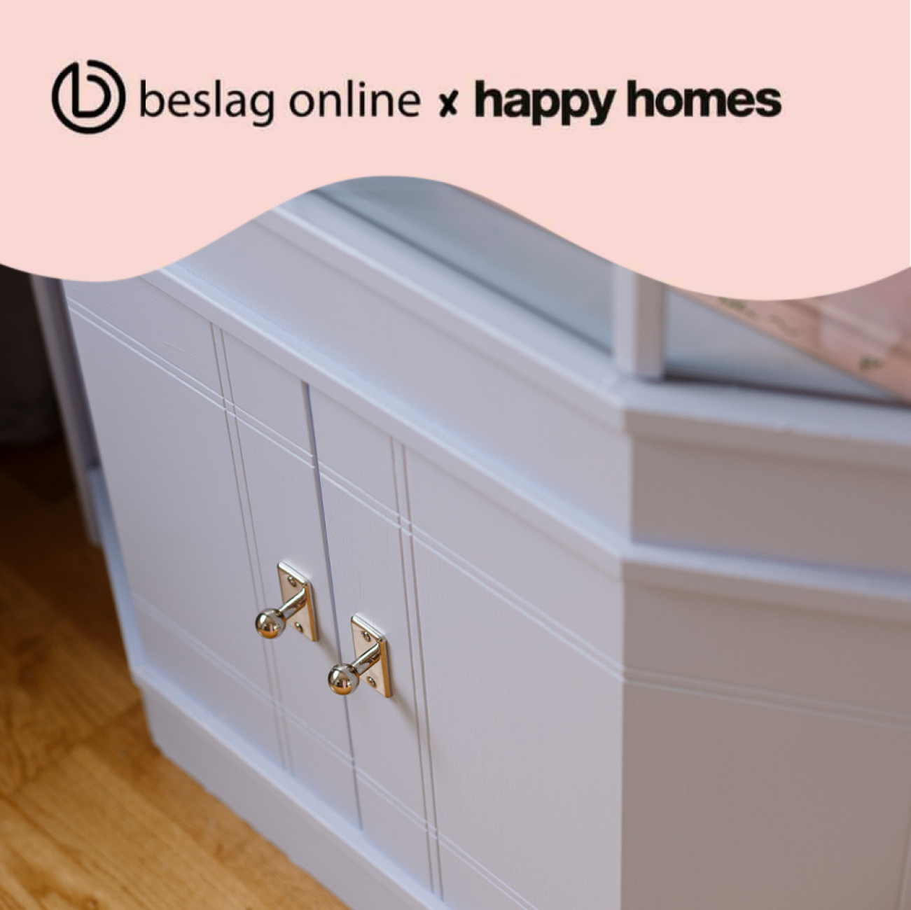 Paint an old cabinet – Give your furniture new life with paint and knobs