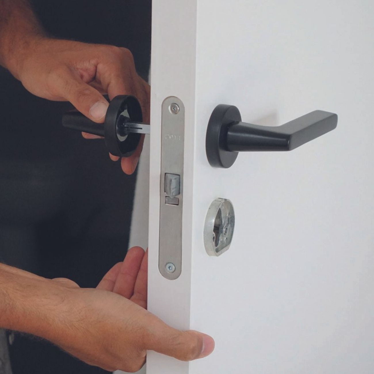 How to install your new door handles