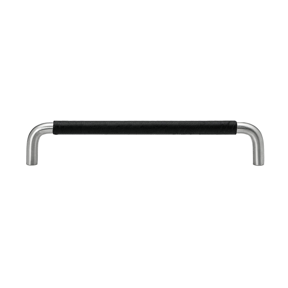 Handle SS-A - Stainless/Black Leather Wrapped in the group Cabinet Handles / Color/Material / Stainless at Beslag Online (htg-ss-a-r.f-svart-svept)
