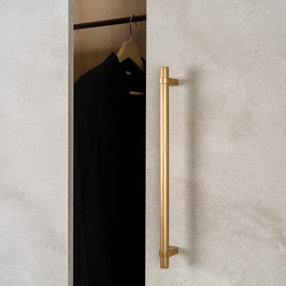 Handle Nobb - 192mm - Brushed Brass