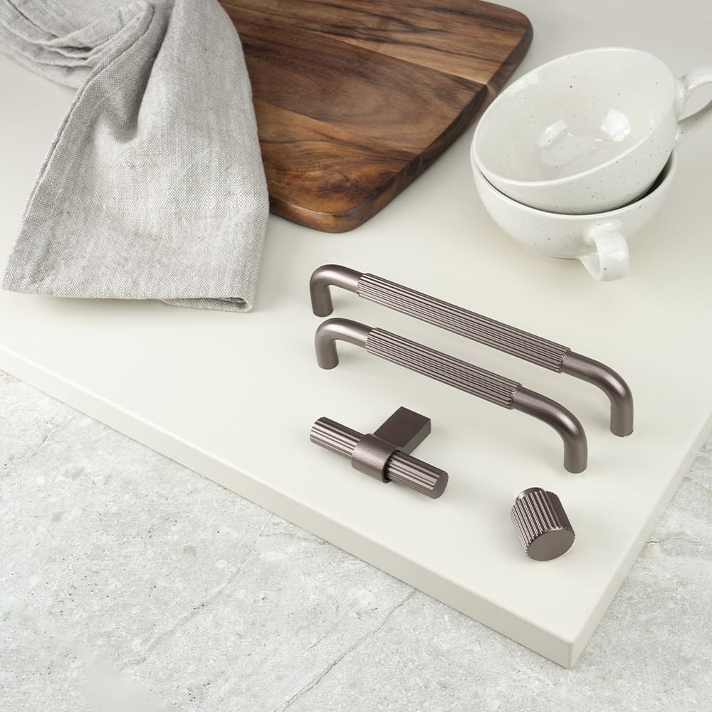 Handle Helix Stripe - Dark Bronze