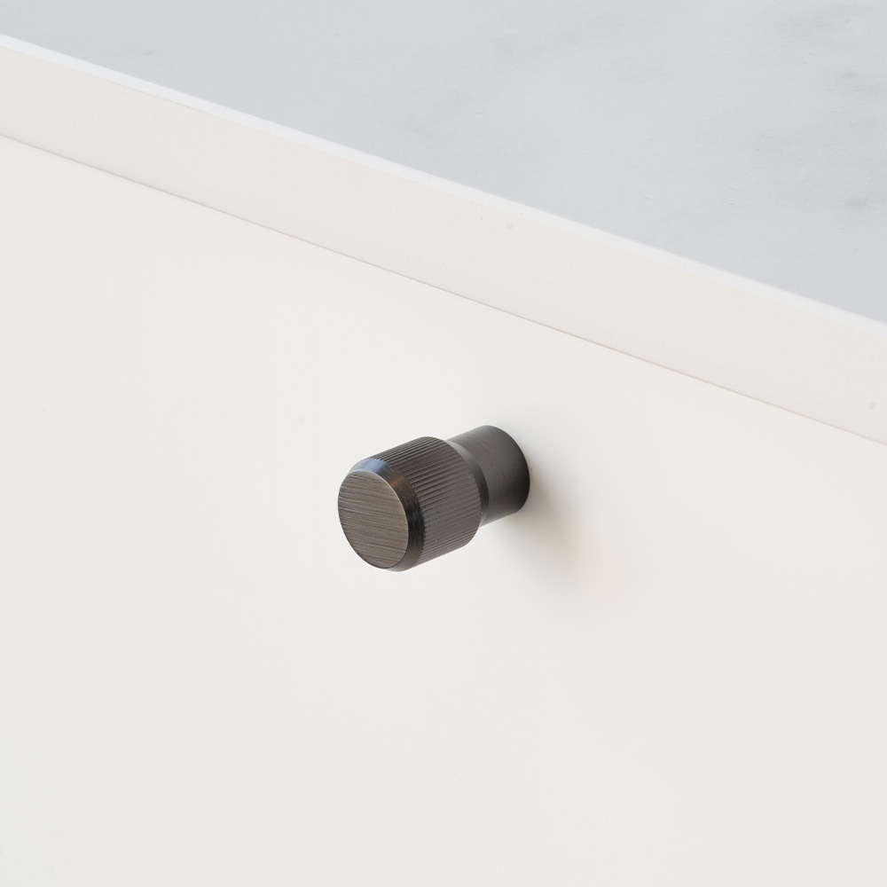 Knob Brooklyn Ø20mm - Brushed Titanium Black