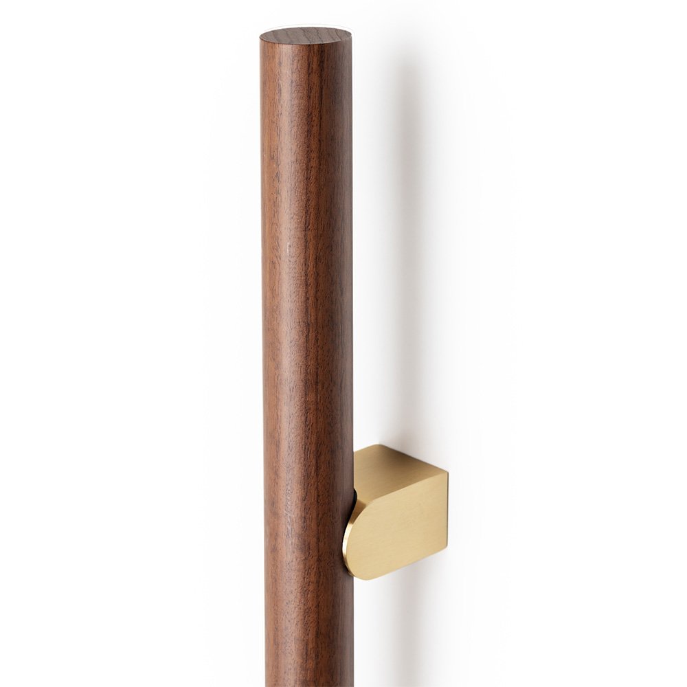 Handle Kumo Wood - Walnut/Brushed Brass