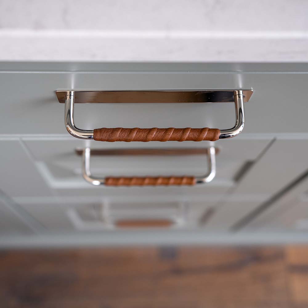 Handle Royal Deluxe - 128mm -  Nickel Plated/Brown Leather