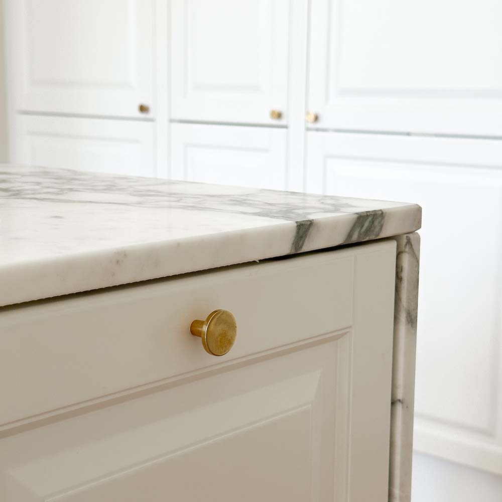 Cabinet Knob Dalby - Polished Untreated Brass