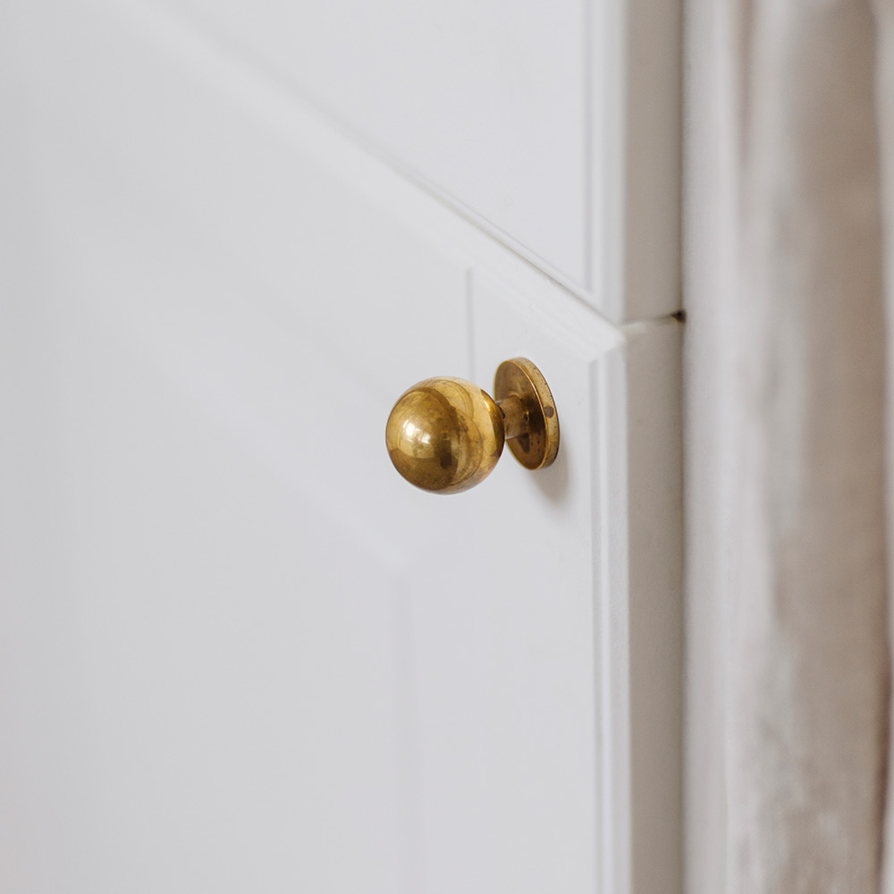 Cabinet Knob Solliden - Polished Untreated Brass