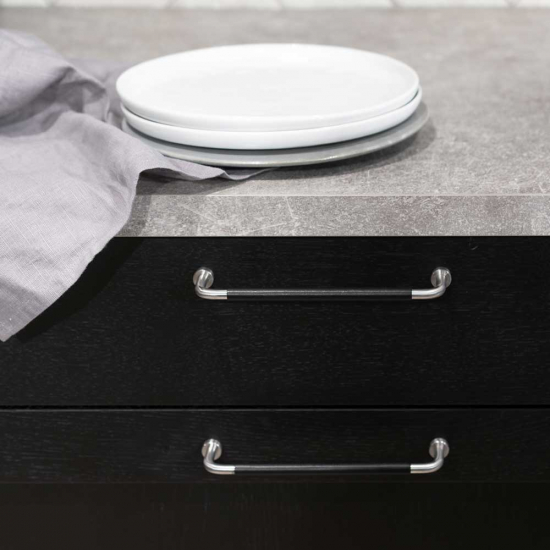 Handle Lounge - 160mm - Stainless Steel/Black Leather