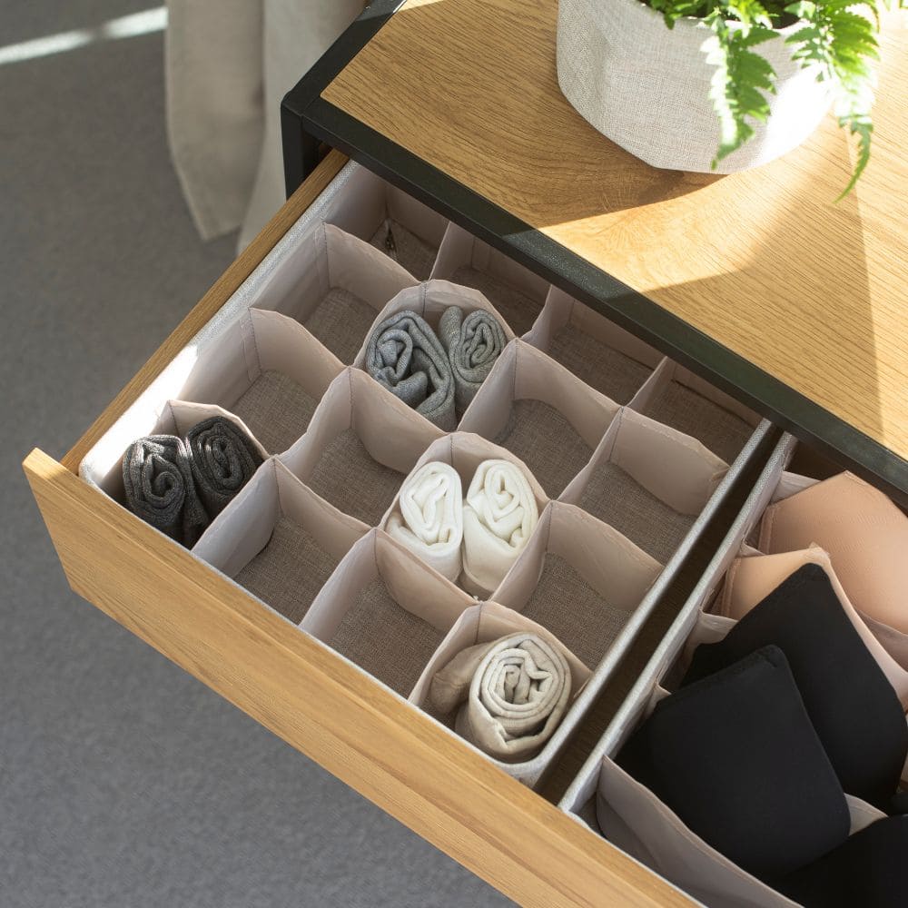 Storage box with 16-compartments - Beige