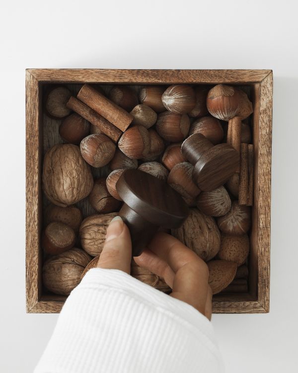 Cabinet Knobs in Wood - walnut, oak, birch, beech, black and in white