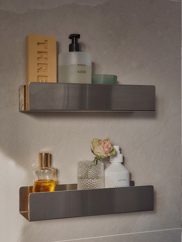 Bathroom shelves