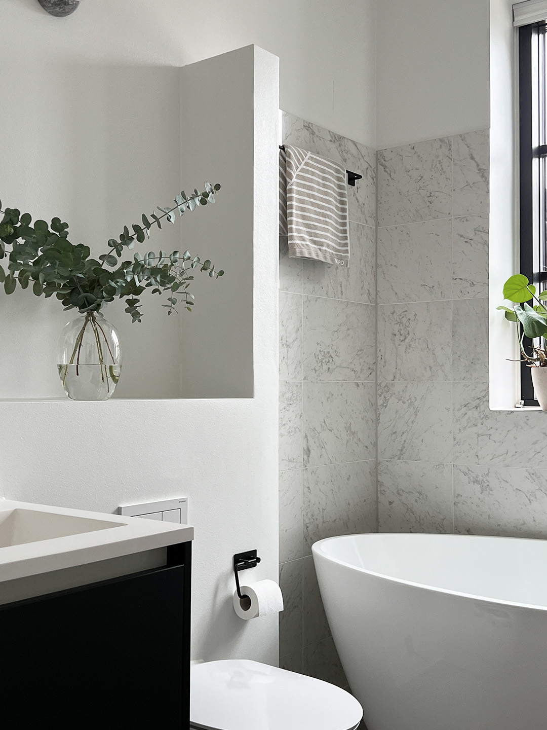 Placement of bathroom details