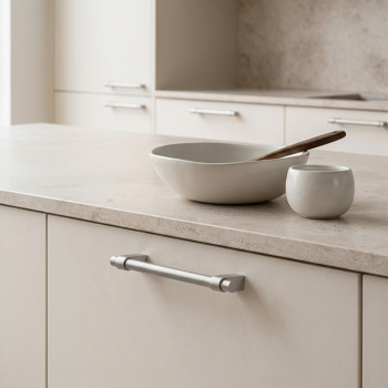 Handle Trace - Stainless Steel Look