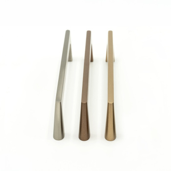 Handle Liv - 160mm - Brushed Light Gold