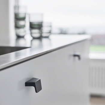 Cabinet Knob Envelope - 32mm - Brushed Black