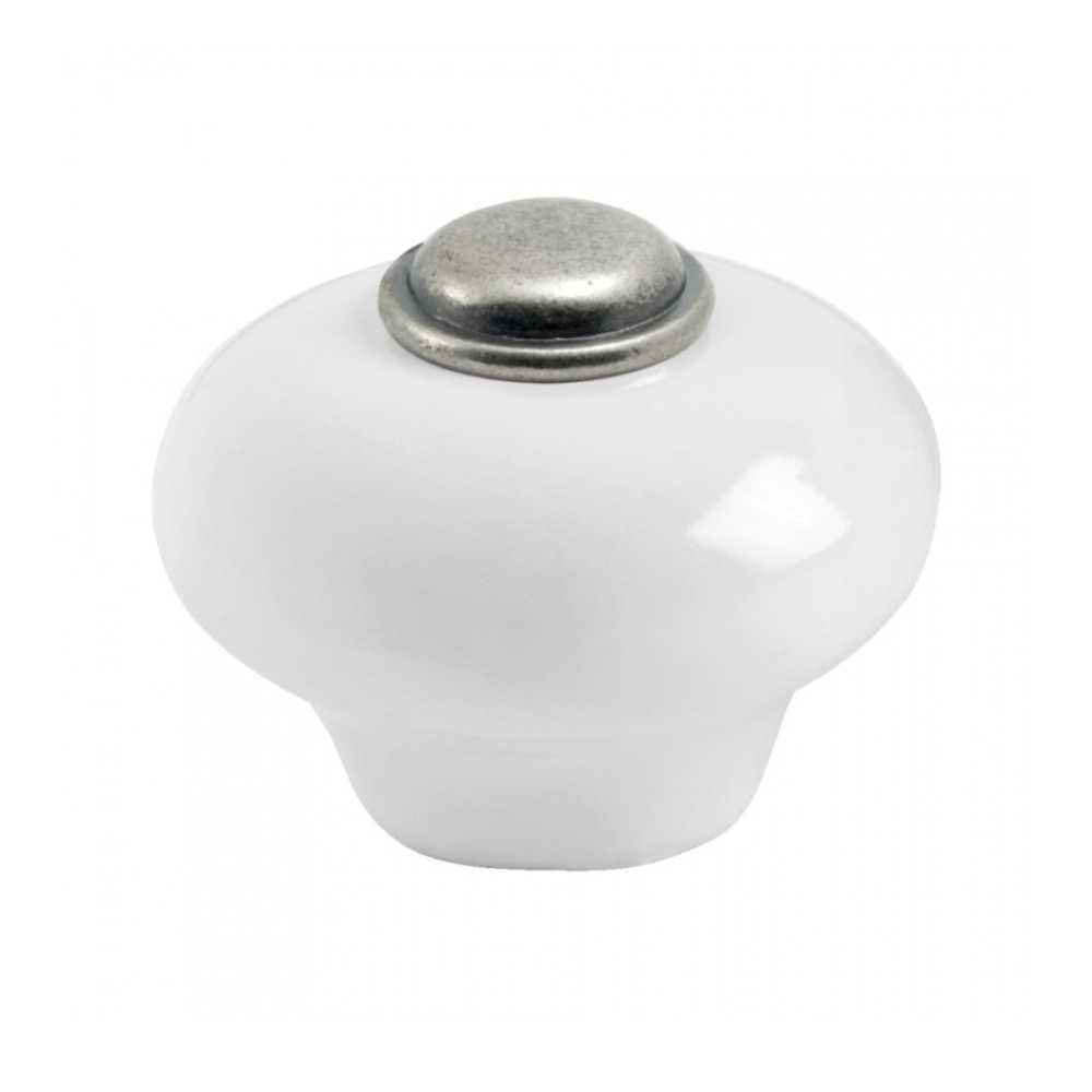 Knob 409 is a stylish knob in porcelain from Beslag Design.