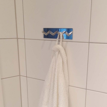 Towel Hook Base 200 4-Hook - Chrome