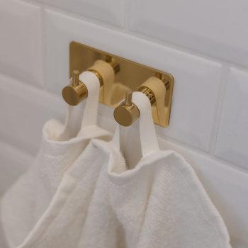  Bathroom Kit Base 220 - Polished Brass