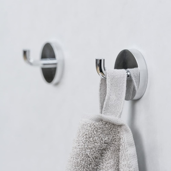 Single Hook Calm - Polished Chrome