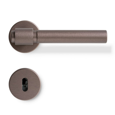 Door Handle Helix 200 Plain - Dark Bronze in the group Door handles / Color/Material / Bronze at Beslag Online (752017-41-V)