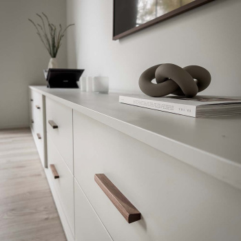 Handle A16 - Walnut