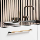 Handle Crossing - Oak/Black