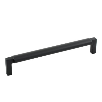 Handle Lecco - Matte Black in the group Cabinet Handles / Color/Material / Black at Beslag Online (htg-lecco-mattsvart)