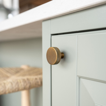 Cabinet Knob Flat - Antique Bronze